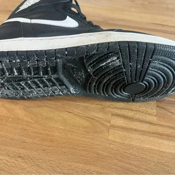 Air Jordan 1  High OG Ying & Yang - Picture 7 of 9